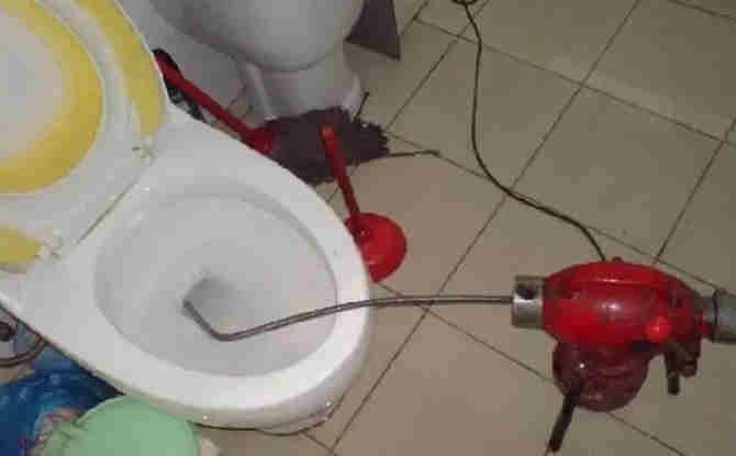 下关马桶通下水